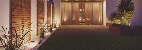 Solcellelampe husfacade